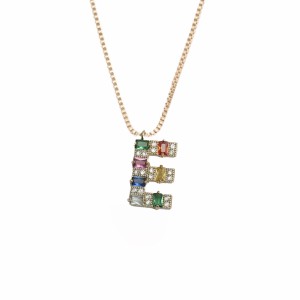Colar Letra E com Zircônias Coloridas